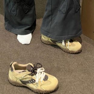 Trendy French-Style Casual Sneakers for Autumn, Versatile and Fashionable Dad Shoes with a Chanel-Inspired Design