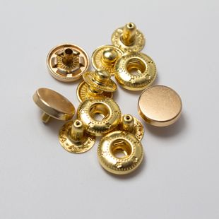 �Ͻ�ƽ���o���ĺϿ۽���10mm���~�ןo߷�½�ɫ���b���������