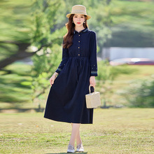 女式春秋季新款连衣裙2025优雅藏蓝色民族风刺绣小翻领长袖中长裙