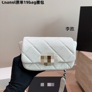 �羳Ů�b�s����������r�аٴ�б���朗lС�������Ů��β؛��}