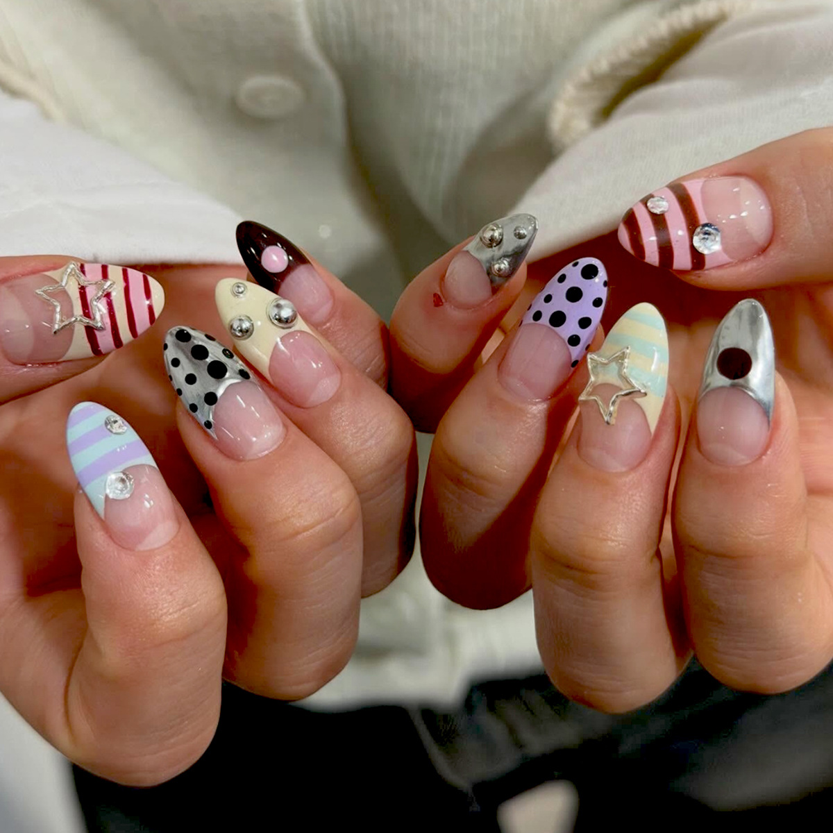 24 Pieces of Almond-Shaped Y2K Black Polka Dot Rainbow Pink and Yellow Contrast Blue and Purple Striped French-Style High-End Press-On Nails