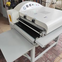 600プレス機粘着機服装生地複合貼り合わせライニング専用全自動定型機箔押し機