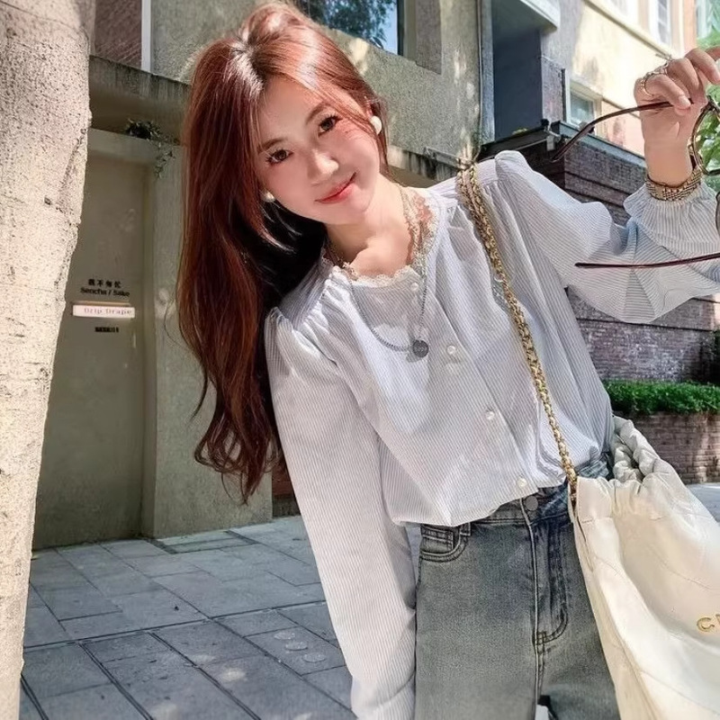 Age-Reducing Blue Striped Shirt for Women 2026 Spring New Style Simple French Lace Round Neck Elegant Top Age-Reducing Blue Striped Shirt for Women 2026 Spring New Style Simple French Lace Round Neck Elegant Top