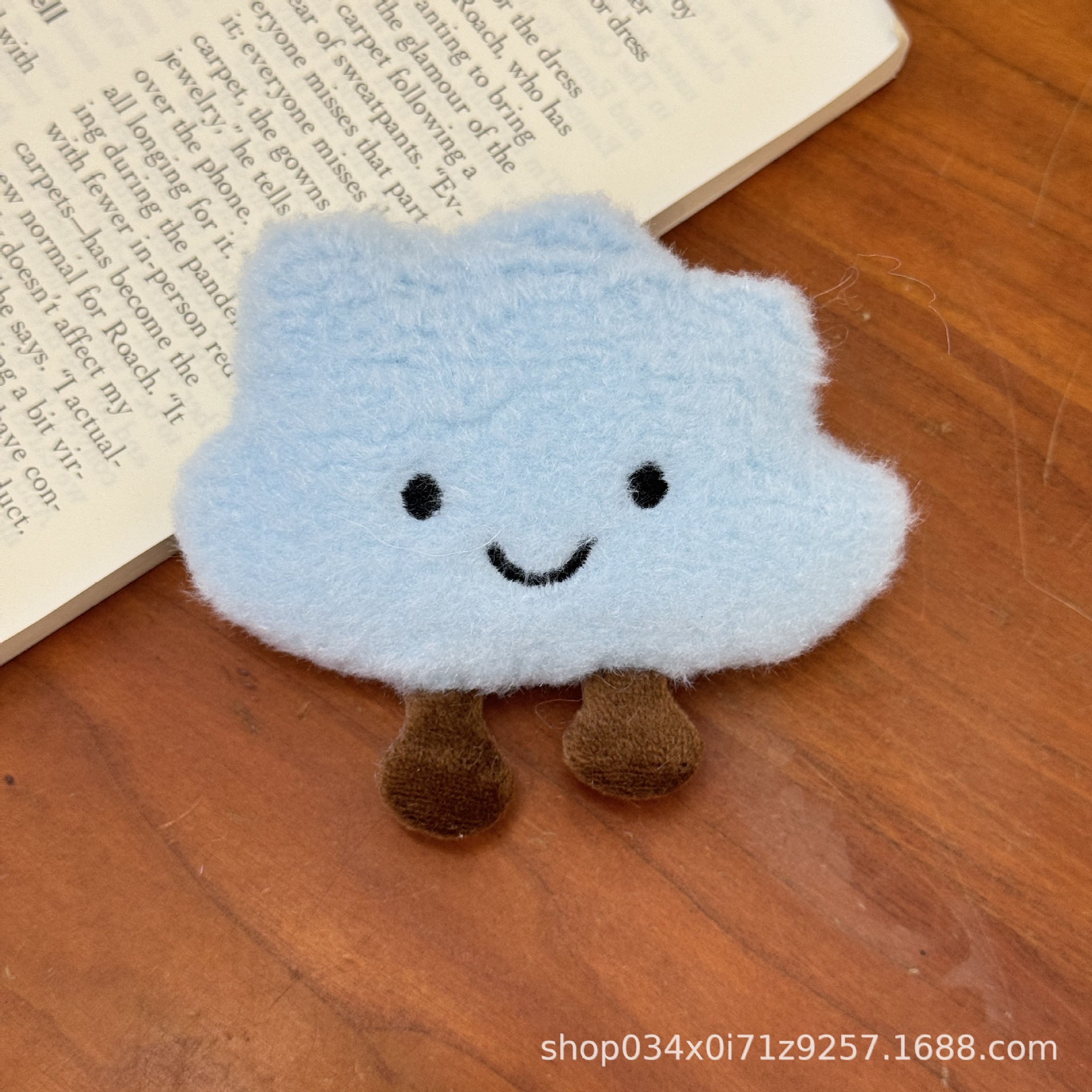Nuevos lindos broches de peluche nubes accesorios muñecas de dibujos animados bolsos accesorios de decoración joyas DIY image 5
