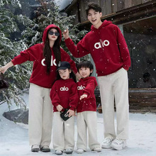 2025年秋季简约小众字母印花连帽亲子装家庭装秋冬休闲百搭母女装