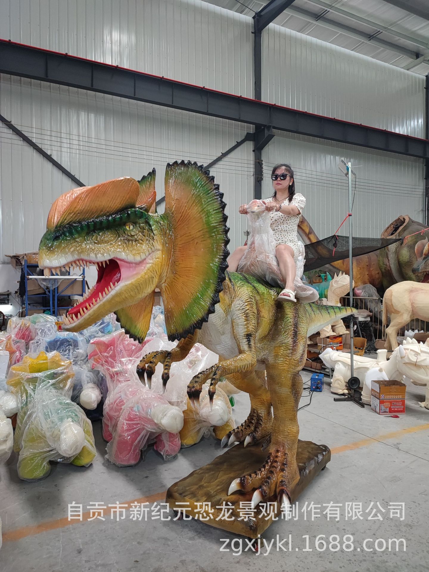 Simulación de montar dinosaurios equipos de juego para niños entretenimiento interactivo padre-hijo modelo de dinosaurio puede moverse y llamar