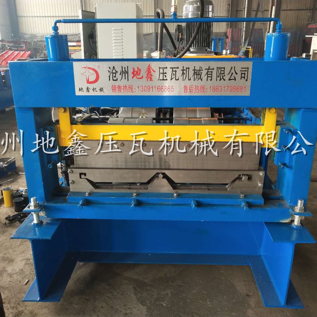 全自动彩钢760角尺设备压瓦机 高空760角尺设备压瓦机 地鑫机械