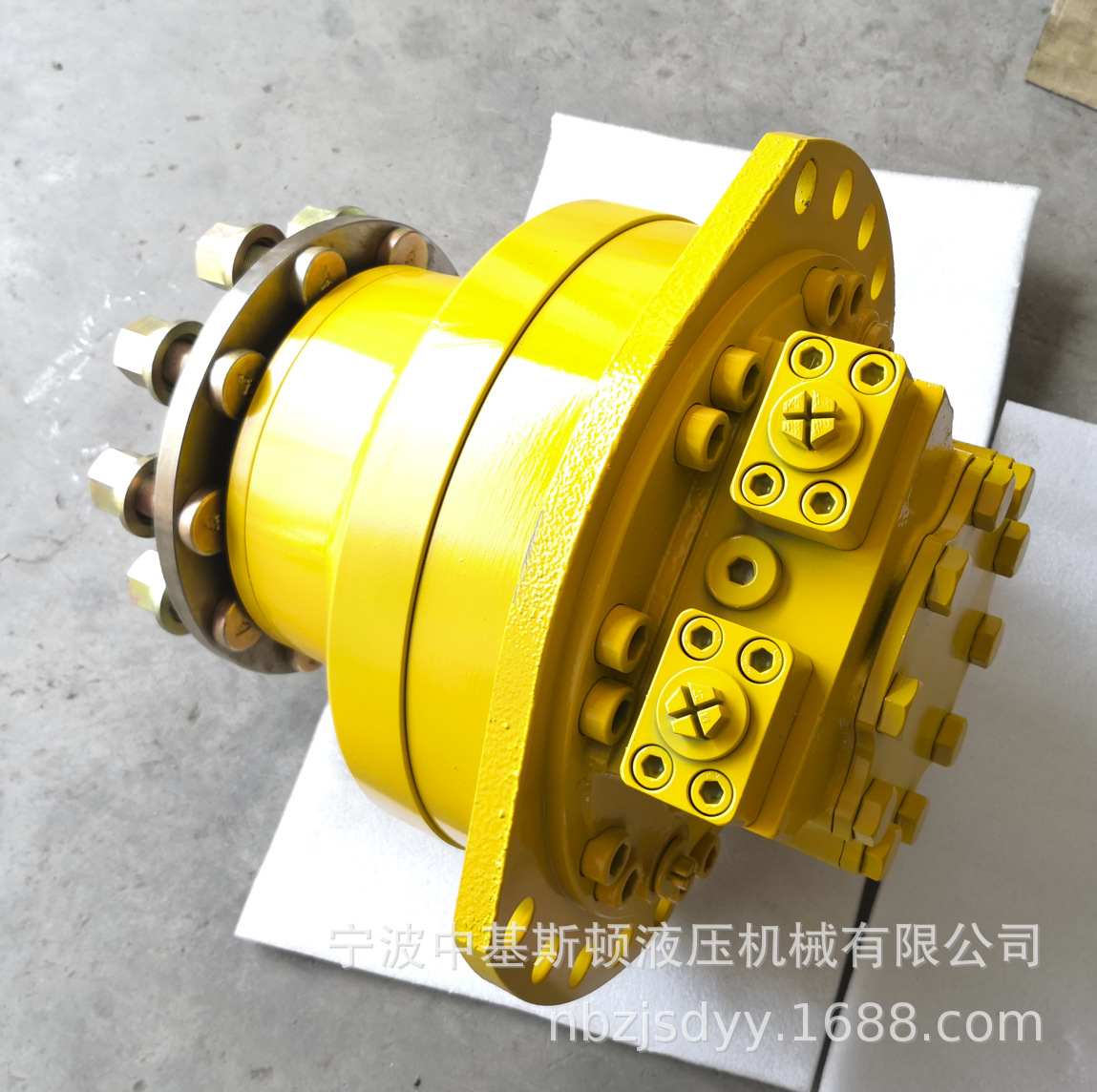 MS18-2-123-F18-1210煤矿设备行走轮边乳化液压防爆马达