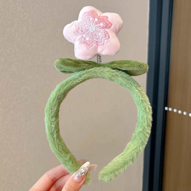 Lavarse la cara cinturón de cabello lindos de peluche para la mujer lavado y máscara especial de agujeros de cabello cinturón de cabello brazalete