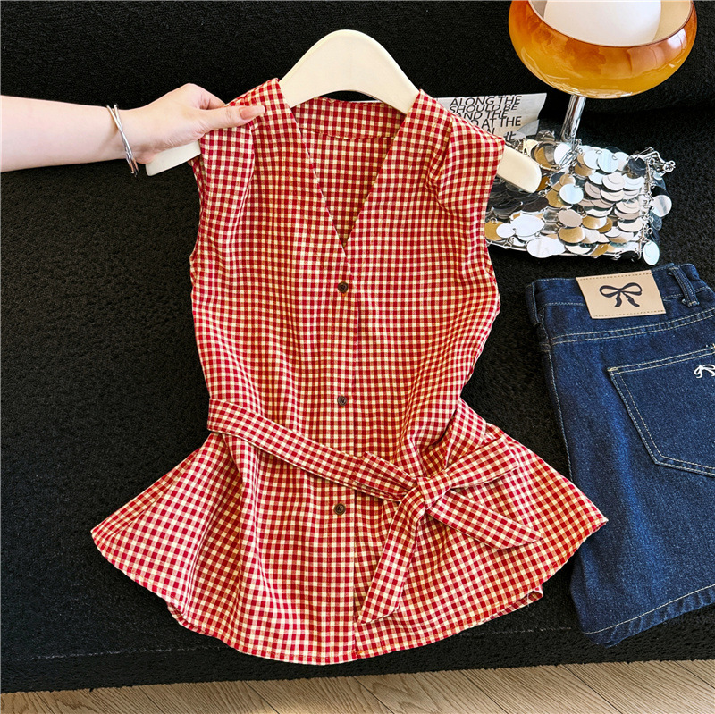 Korean-Style Elegant Waist-Cinching Design Sleeveless V-Neck Shirt 2026 Summer New Simple Versatile Tie-Up Tank Top Korean-Style Elegant Waist-Cinching Design Sleeveless V-Neck Shirt 2026 Summer New Simple Versatile Tie-Up Tank Top
