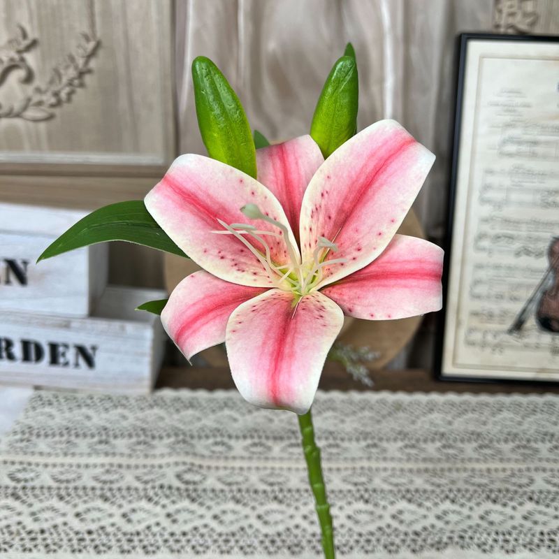 ピンク系の結婚祝いのシミュレーション花材の結婚式場の舞台のセットは芸の莫奈天津市武清区の工芸品工場を挿します。|undefined