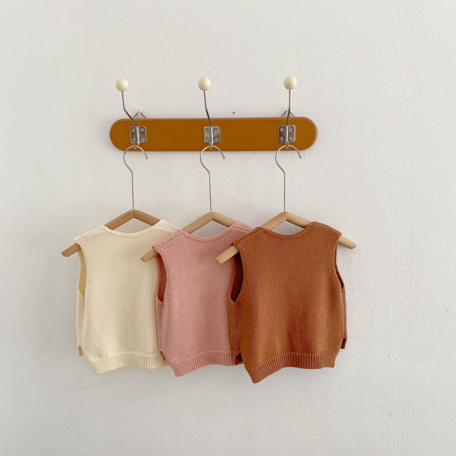 Title 2, Kinder Strickjacke mit Quasten und Bindeband We...