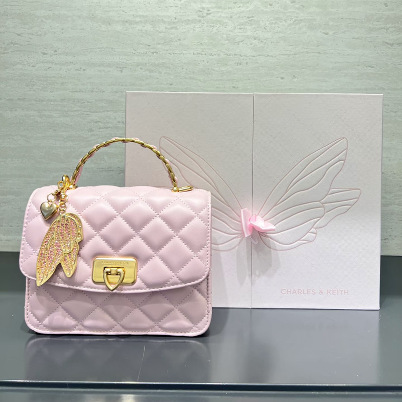 2026 New Model Qixi Limited Edition Valentine's Day Small Ck Gift Box Set with Winged Chain Bag, Hand-Held Quilted Small Square Bag for Women 2026 New Model Qixi Limited Edition Valentine's Day Small Ck Gift Box Set with Winged Chain Bag, Hand-Held Quilted Small Square Bag for Women