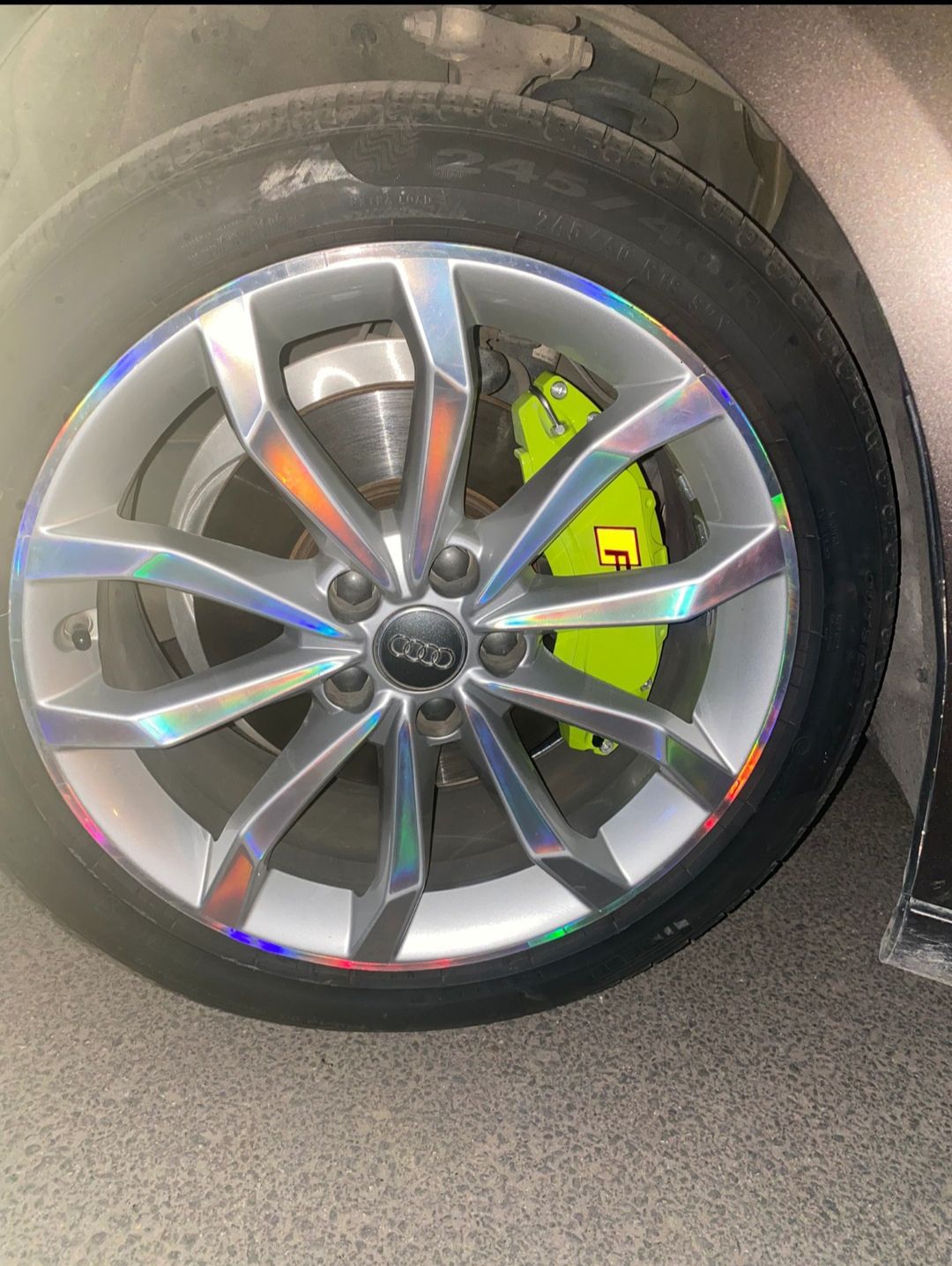 Suitable for Mercedes-Benz A-Class, B-Class, C-Class, E200-Class Caliper Covers Glaglb/Cla Aluminum Alloy Amg Brake Modification and Color Change