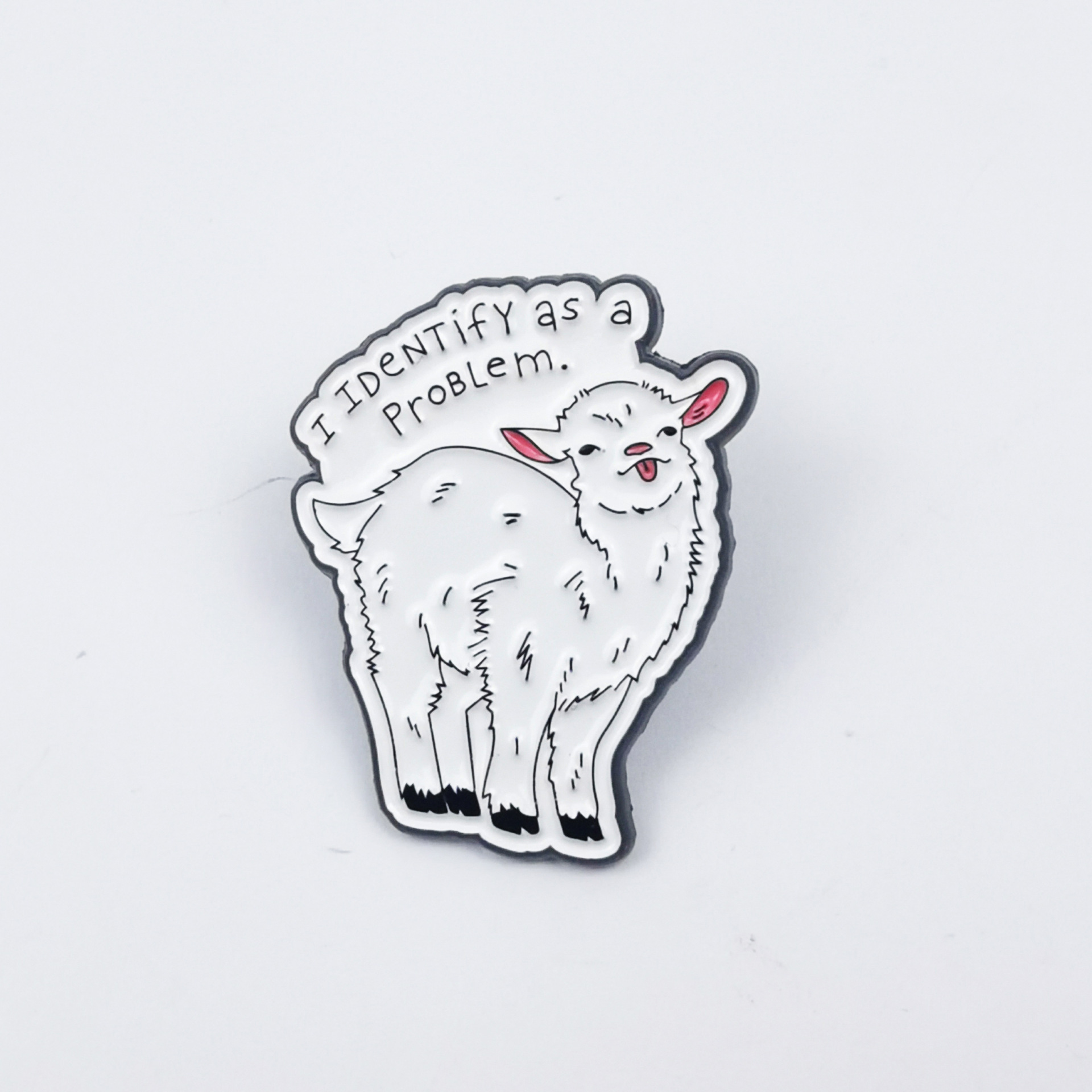 Broches creativos con letras inglesas de dibujos animados, insignias metálicas con forma de animales y accesorios decorativos personalizados para mochilas.