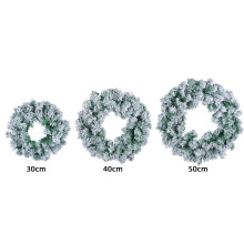 厂家小中大号圣诞花环批发新款沾雪pvc藤圈商场橱窗圣诞装饰挂件