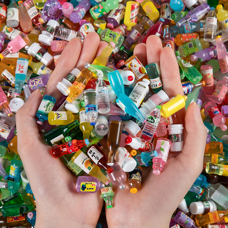 Full 38 free shipping mini simulation food play diy small wine bottle beverage bottle decoration resin accessories miniature food play