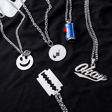 韩版简约ins土酷笑脸字母项链 情侣款长款毛衣链嘻哈男士潮挂件品