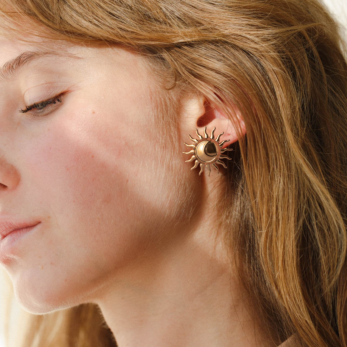 Wanxing Pendientes de circón de acero inoxidable europeo y americano Pendientes ins de alta calidad Pendientes de acero de titanio de 18k