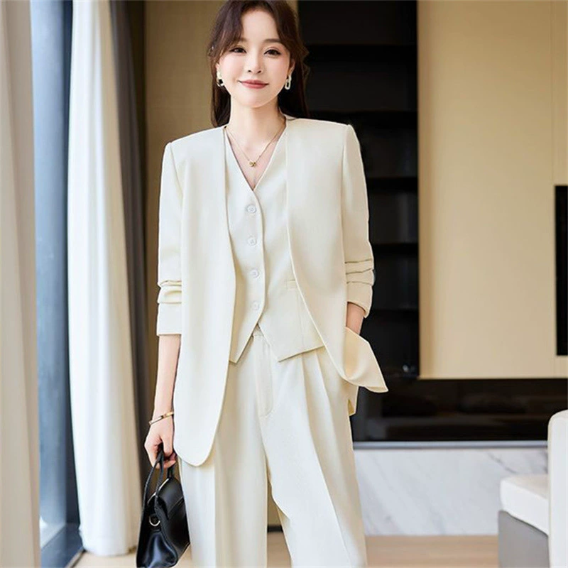 Женский костюм-двойка в стиле casual на раннюю весну 2025 года, новый корейский стиль, профессиональный пиджак и широкие брюки