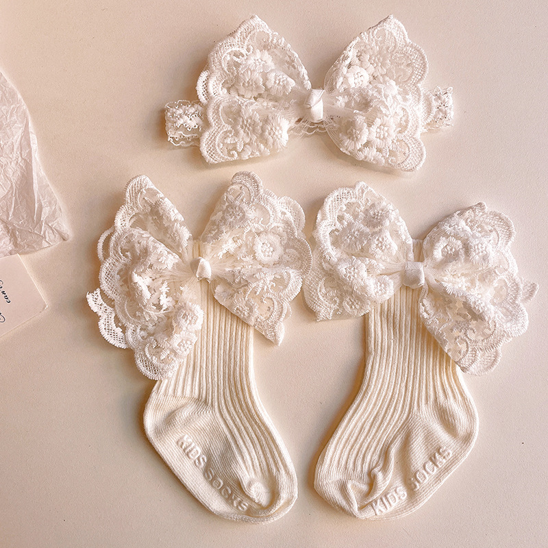 (White) Lace Bow Combination