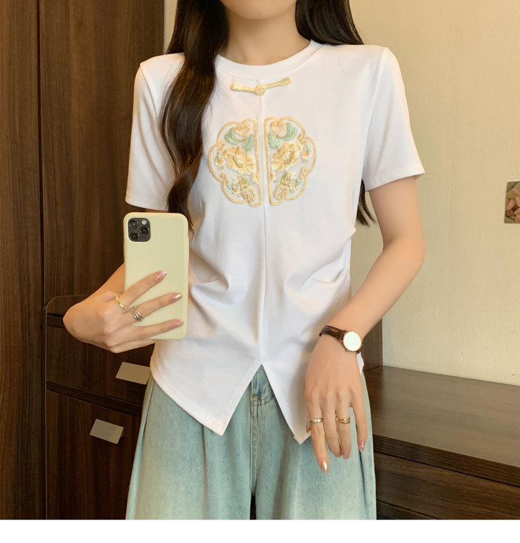 2024 Summer Embroidered Split Short Sleeve Design T-shirt New Chinese style High end Bottom Top_voghion.com