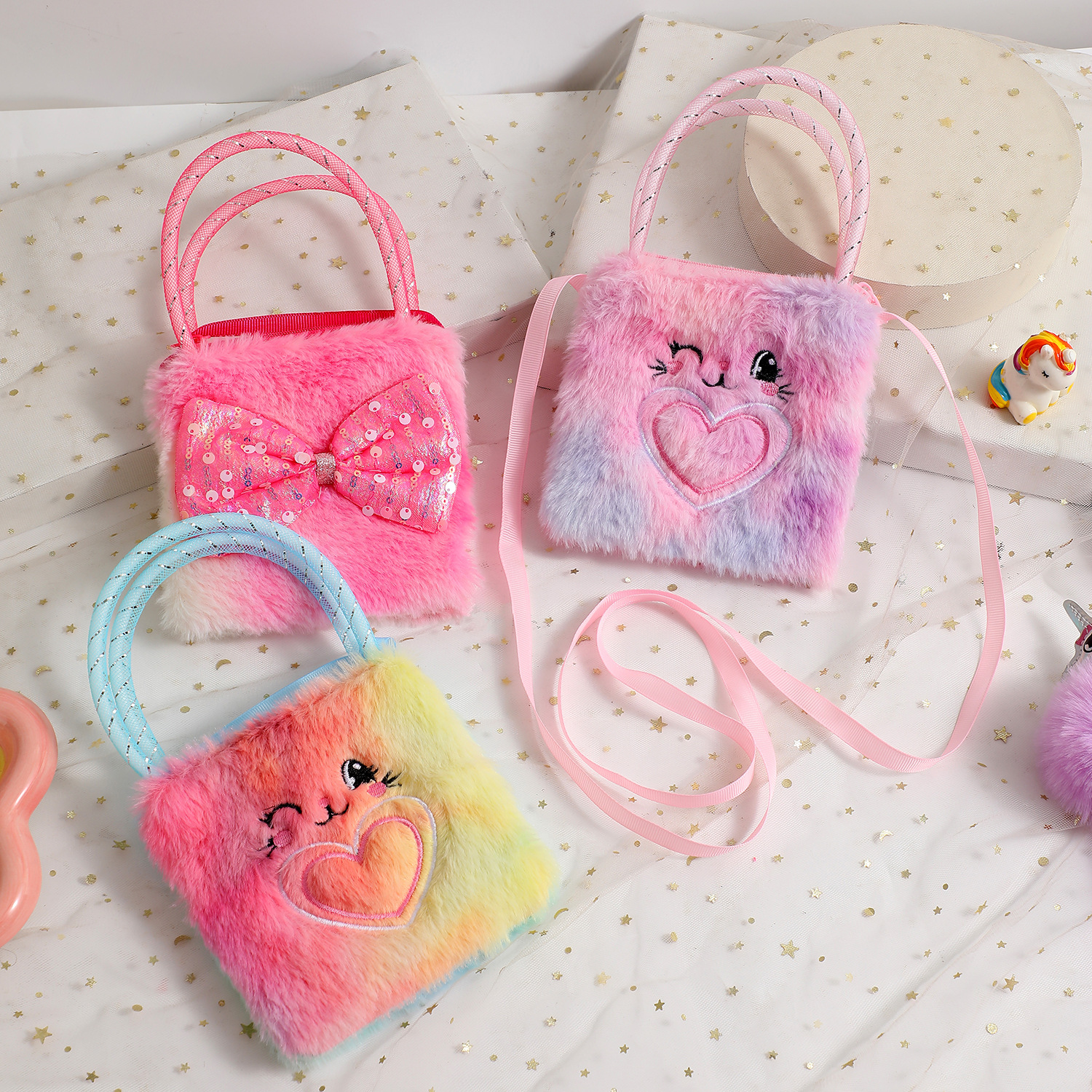108g Weight Zipper Closure Type Single Shoulder Strap Strap Type Crossbody Bag Bags Type Daily, Shopping Occasion Plush Material Bow Knot Pattern All Seasons Season Girl'S Gender Cute Style Square Shape Small Size Girl'S Small Plush Bow Knot Cute Square Zipper Crossbody Bag 4