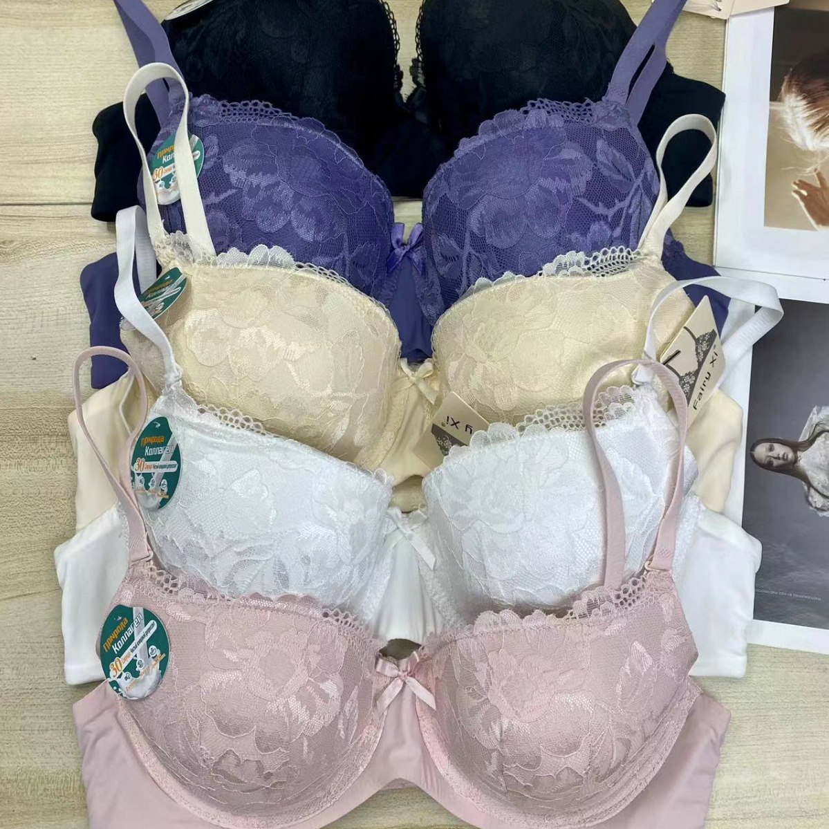 Nuevo comercio exterior europeo y americano ropa interior de dama confortable sujetador de encaje con anillo de acero fabricantes de sujetadores de esponja al por mayor