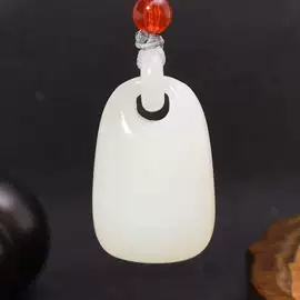 玉器工艺品;工艺原料;和田玉项饰