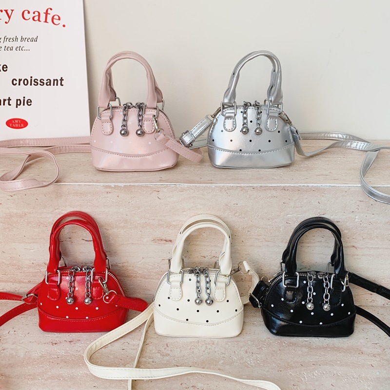 Korean Style Fashionable Polka Dot Shoulder Bag for Boys and Girls, Stylish Mini Baby Handbag, 2025 New Children's Shell Bag