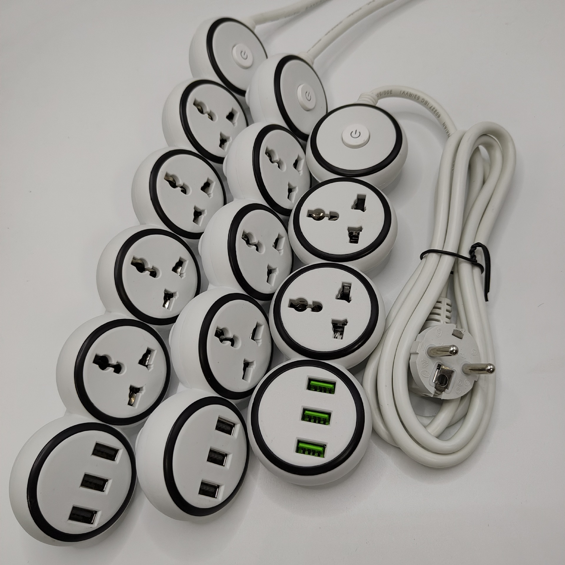 厂家直销东南亚智能排插批发 万能孔插排带USB欧规英规带线接线板