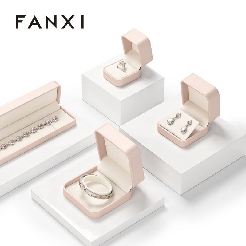Fanxi Senior Marriage Proposal Ring Box Creative Jewelry Storage pendientes collar pulsera a caja de anillo al por mayor