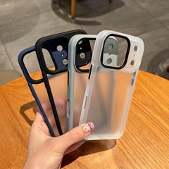 适用iPhone17promax手机壳磨砂半透明苹果16肤感大孔全包保护套15