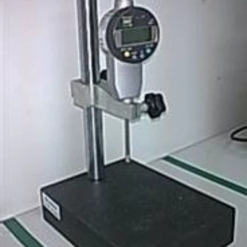 Измеритель плоскостности заготовки Измерение плоскостности небольшого размера Измерение плоскостности микрометра