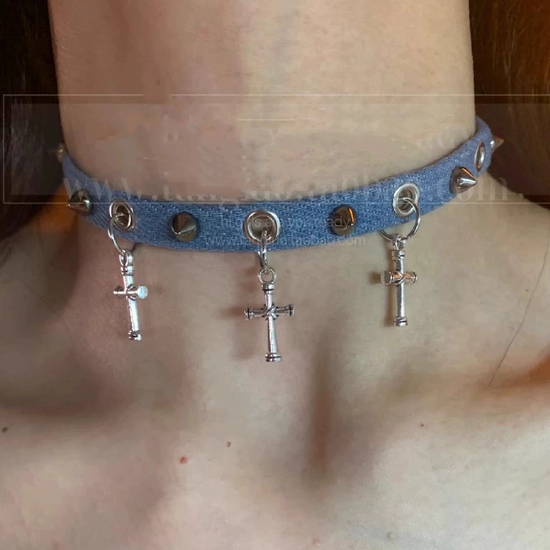 Choker Cluber Metal-Leather Collar, Y2K Subculture Style, Chain & Cross Charms