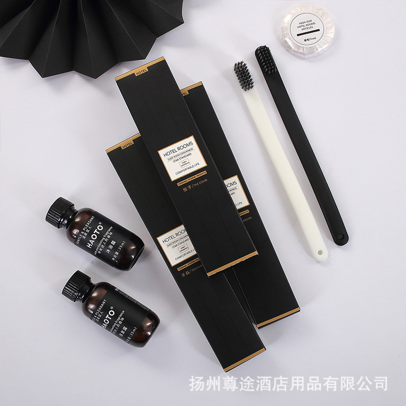 ホテルの洗面用品の卸売り民宿スリッパホテルの柔らかい毛の歯ブラシの使い捨ての歯具のシャンプーの入浴セット