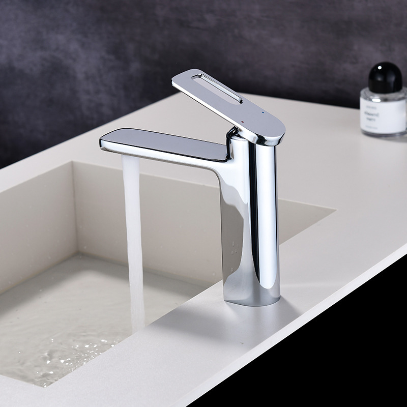 Manufacturer Wholesale Cross-Border E-Commerce Foreign Trade Faucets Luxury New Design Brass Sink Faucets Bathroom Faucets
