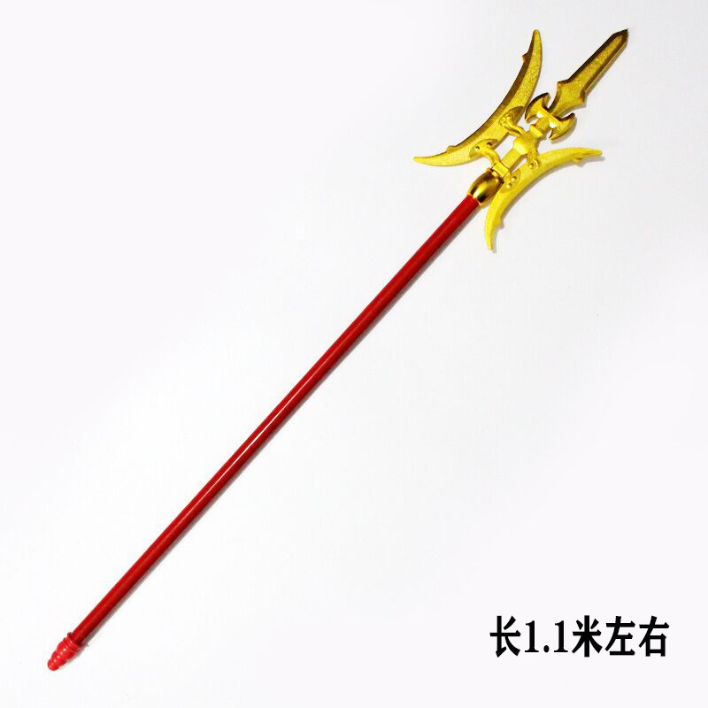 황금 삼국 송곳니 티안은 halberd를 그렸다