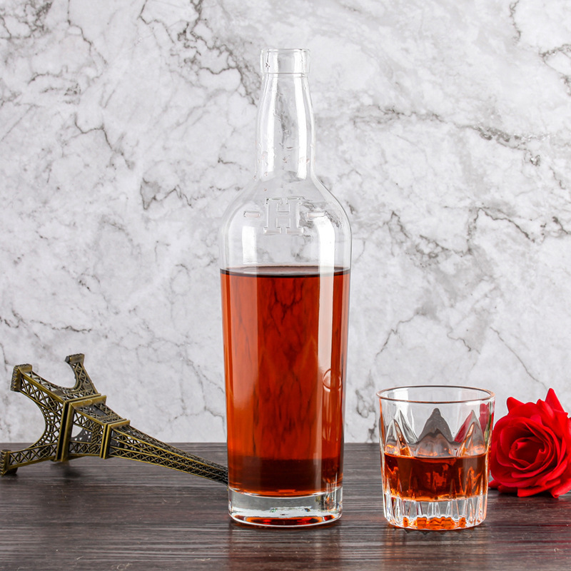 700ml伏特加酒瓶朗姆酒玻璃瓶威士忌酒瓶白兰地酒瓶外贸透明空瓶