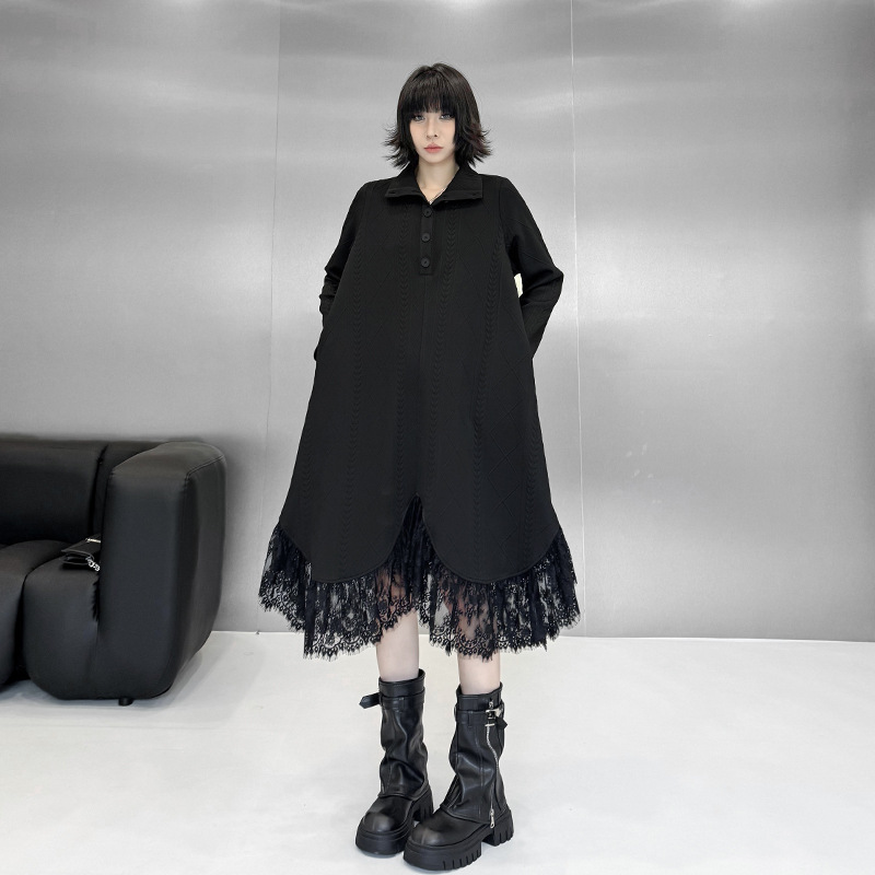 Elegant small design lace dress