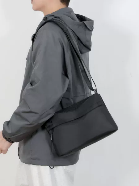Cross-Border Men's Crossbody Bag, Simple and Stylish Shoulder Bag, Large Capacity, Water-Repellent, Casual Sports Travel Small Square Bag