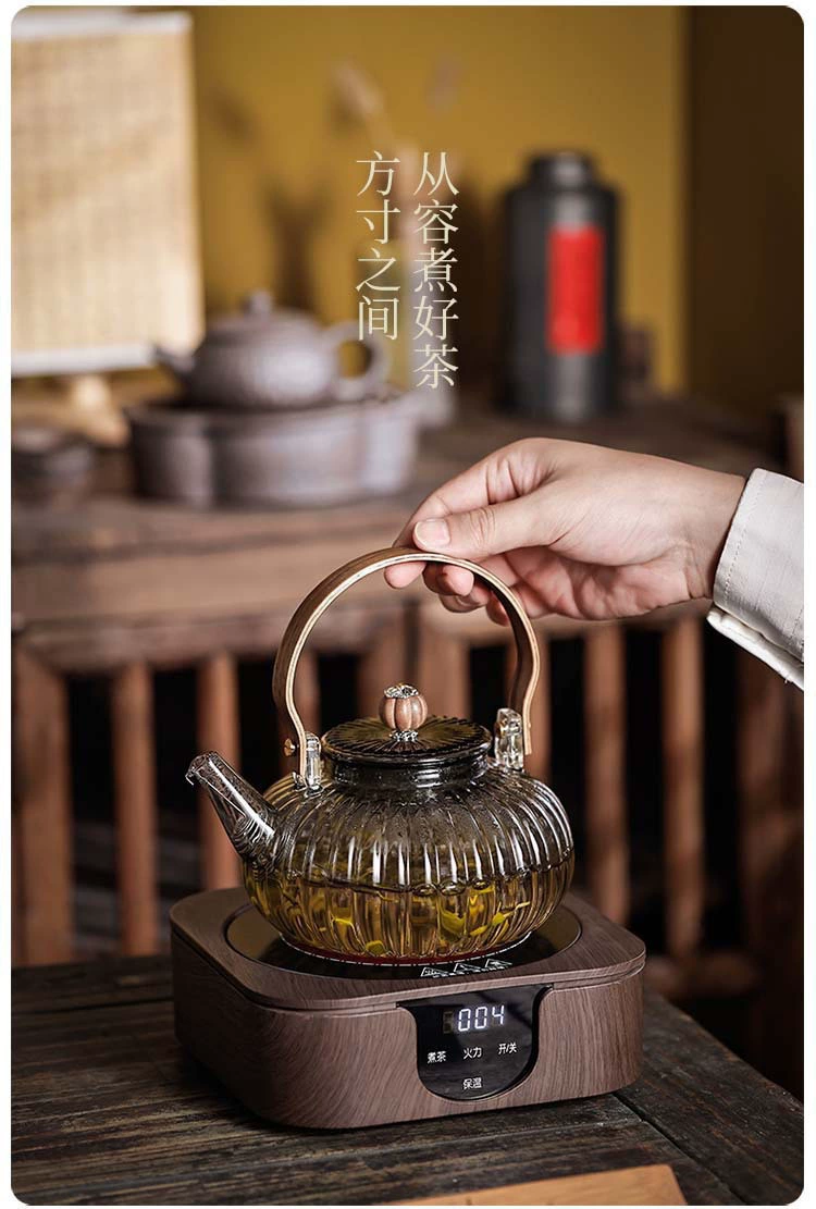 Capacious glass teapot, filter, flavored tea