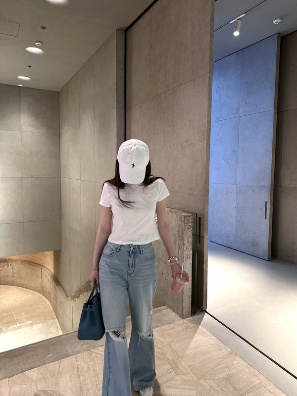 蝶宝嘻 比例天菜 1oo纯棉正肩卷边T恤女2025夏季新款显瘦短袖上衣|undefined