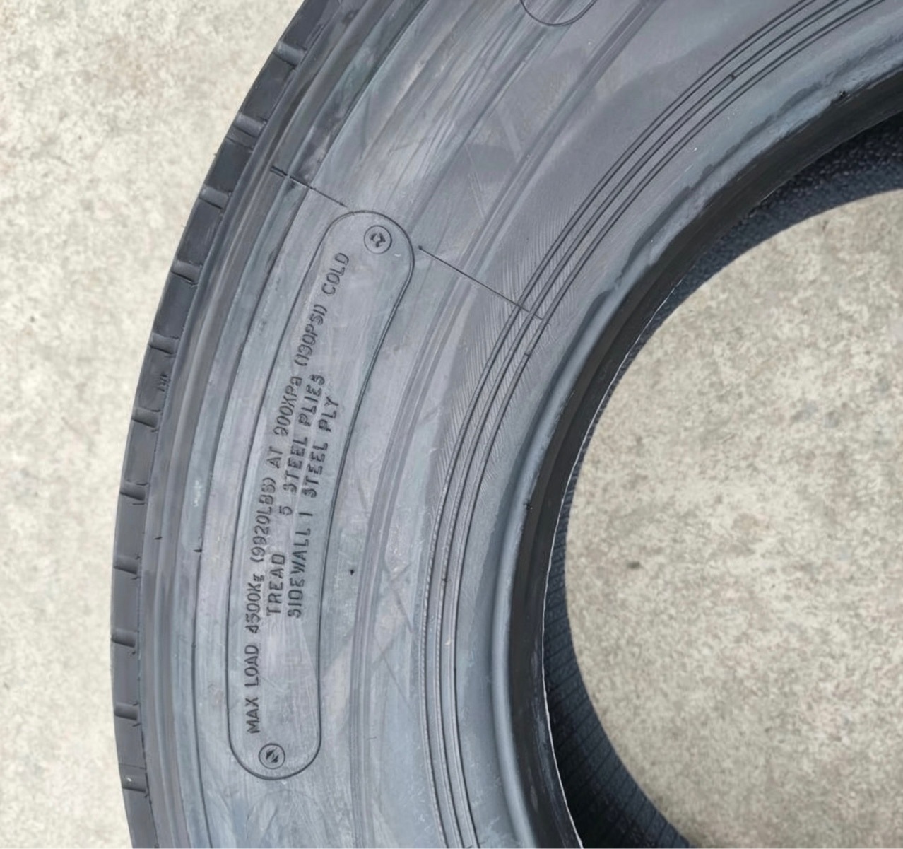 Langma Long March Tire 385/55R22.5LM168 single tire for semi-trailer and trailer, vacuum tire, long-distance high wear-resistance type