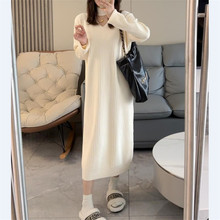 针织连衣裙女秋冬2025新款宽松中长款过膝打底内搭配大衣毛衣裙子