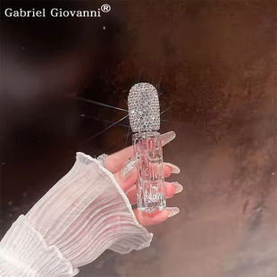 10���������a���bСƿ���b�־���ˮ���b�W���ʯˮ�����A��ˮ���F