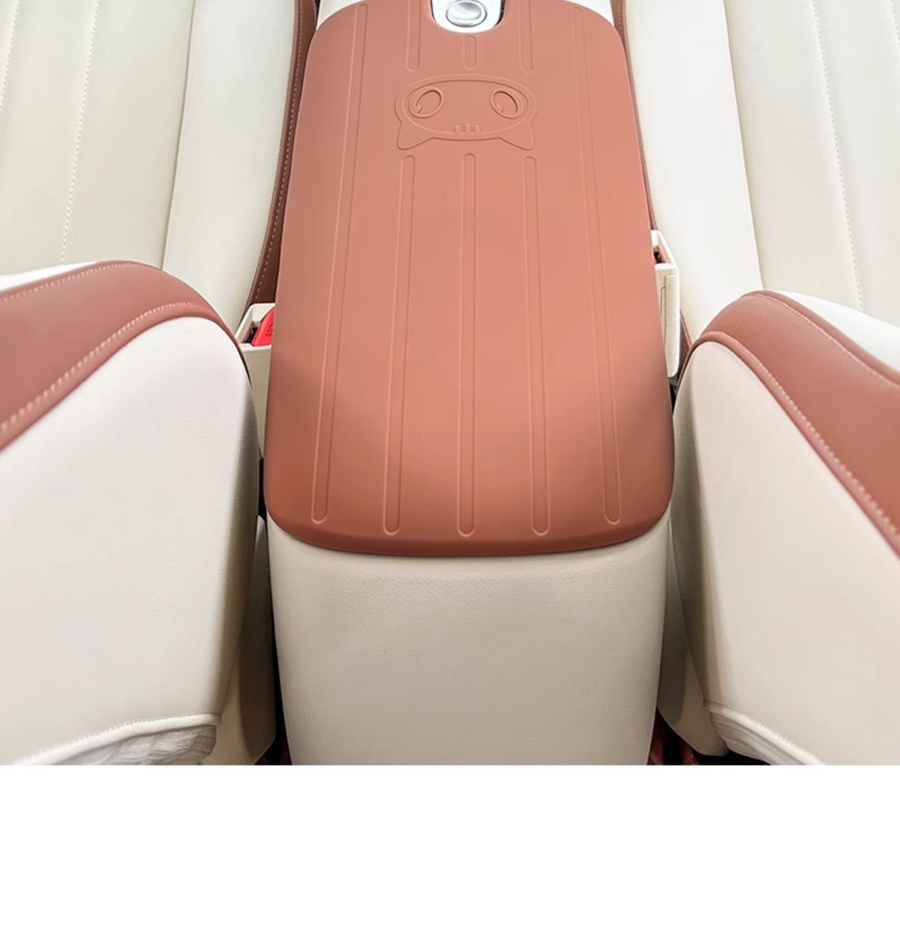 23-25 model ORA Good Cat armrest box cover, car armrest box silicone protective pad, interior car decoration