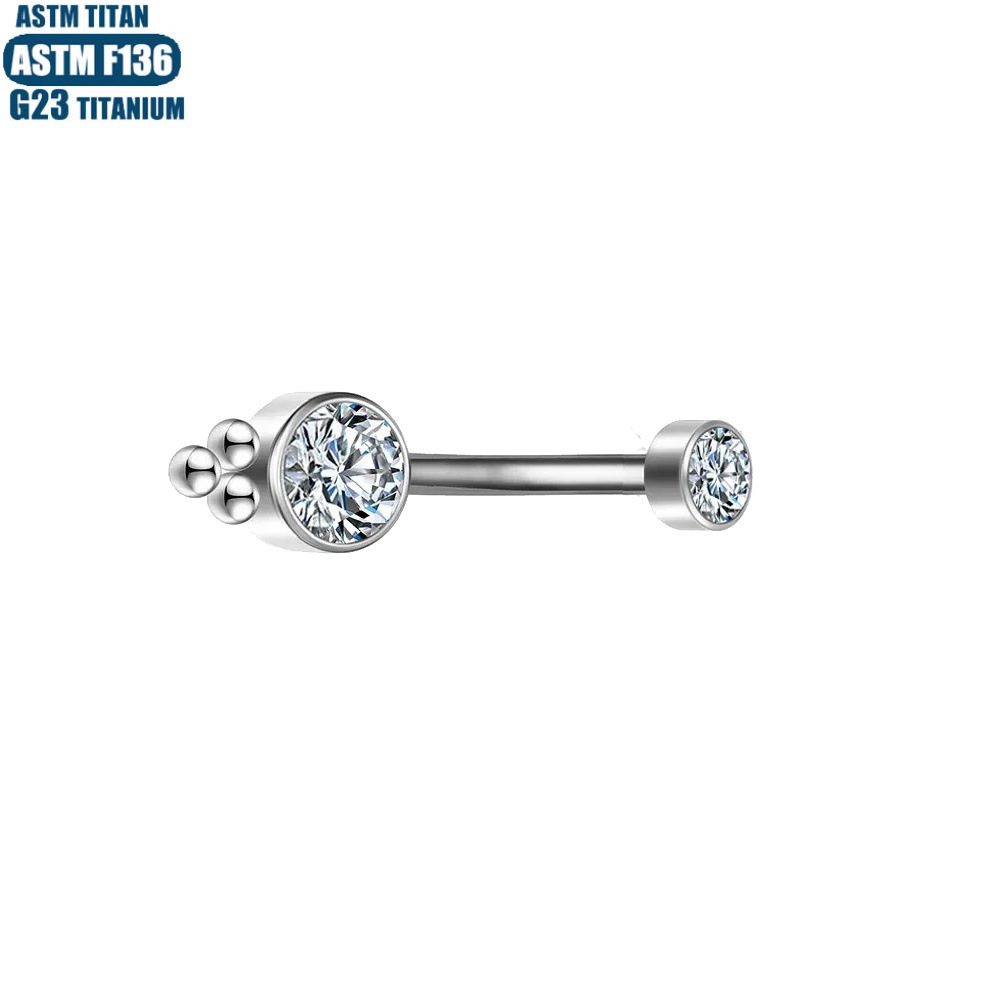16G labret stud size and finish detail