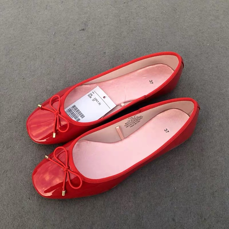 페이턴트 가죽 레드