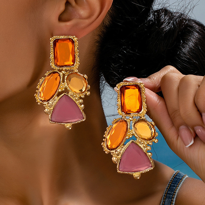 A Pair of Personalized Multi-Sided Geometric Shape Gemstone-Studded Design Earrings for Women for Everyday Casual Wear A Pair of Personalized Multi-Sided Geometric Shape Gemstone-Studded Design Earrings for Women for Everyday Casual Wear